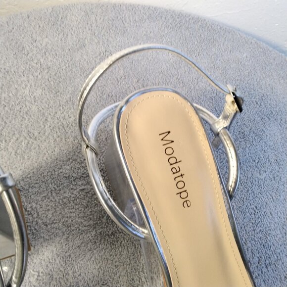 Chic & Modern Modatope Silver Metallic Block Heels Size 10 Ankle Strap Platform - Picture 4 of 16